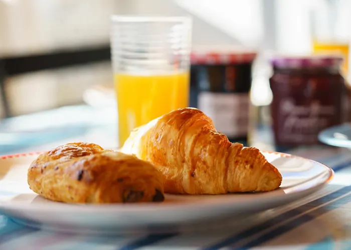 L'escale Des Copains