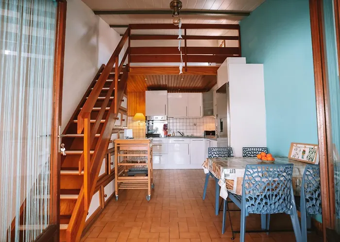 L'escale Des Copains